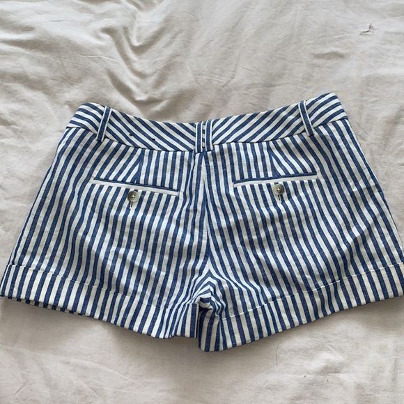 express - 2 shorts sold together - Picture 3 of 6